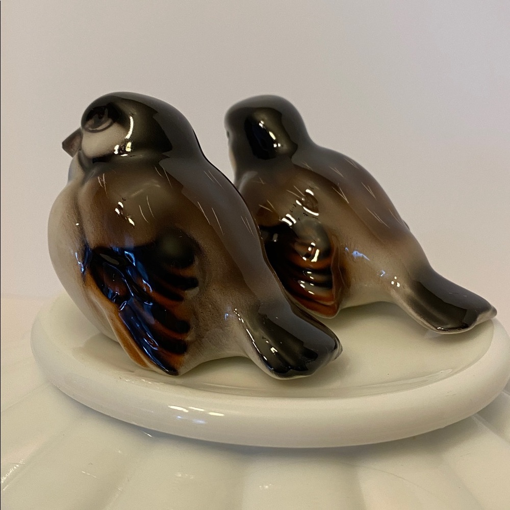 Vintage Set Of Two Porcelain Sparrows Birds Made In Austria by Wein Keramos - Picture 7 of 16